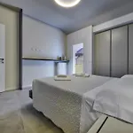 Casa Posta Βαρένα